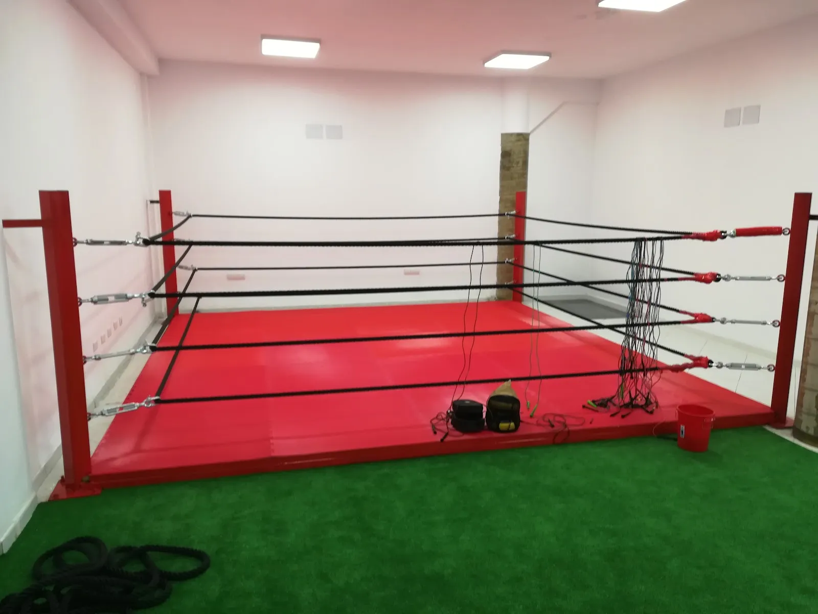 Bobby Boxing Tenerife — artes marciales-studio en San Isidro — 5