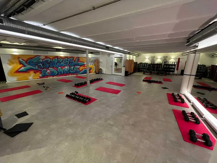 BEAT81 - Pina OUTDOOR — tanz-studio in Maxvorstadt, München — 3