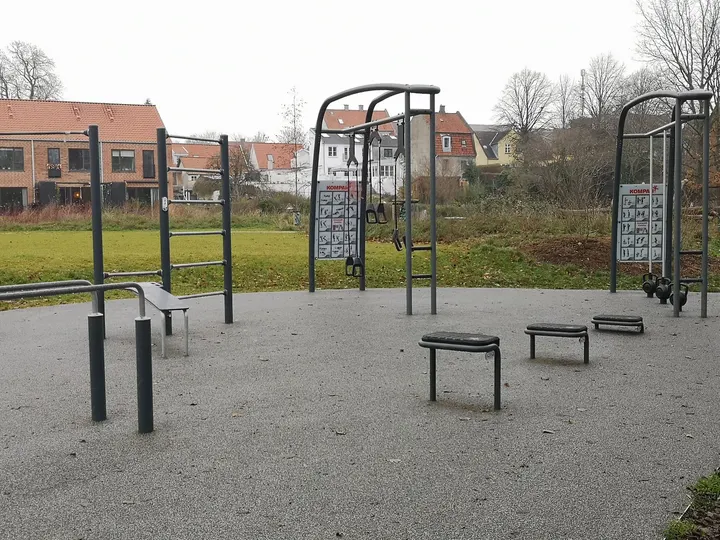 Fitnessplads på Skt. Jørgens Engen — træningsstudio i Odense — 4