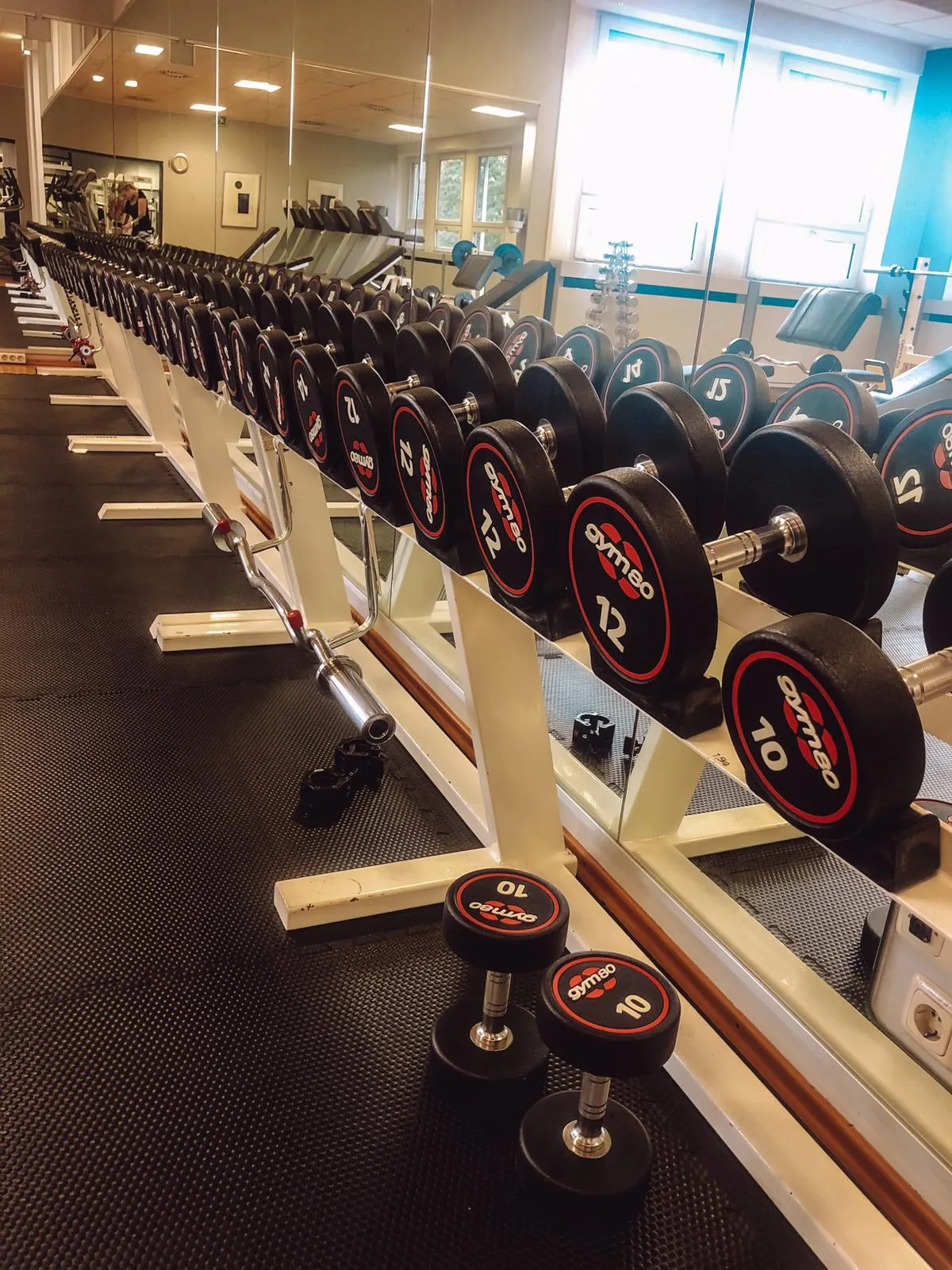 IMPULS Fitness- & Gesundheitssport Leverkusen — träningsstudio i Köln — 2