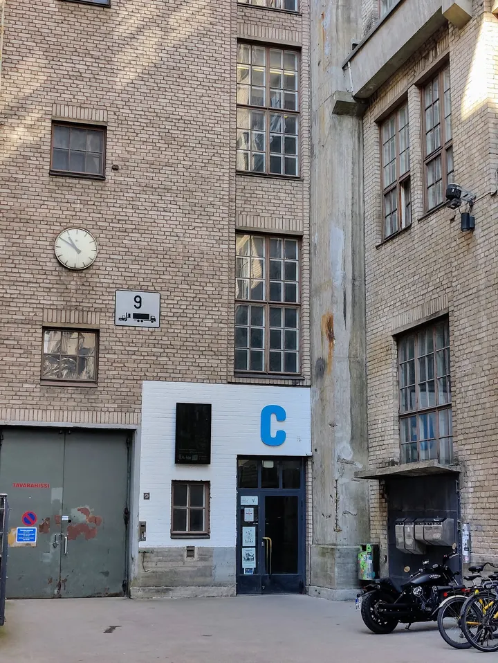 Haapalainen Suutarijääskö Dance Studios Oy — tanssi-studio – Ruoholahti, Helsinki — 3