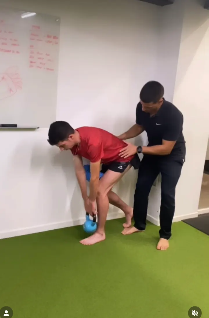 Rubén Ruiz Readaptador físico-funcional — entrenamiento personal-studio en Alicante — 3