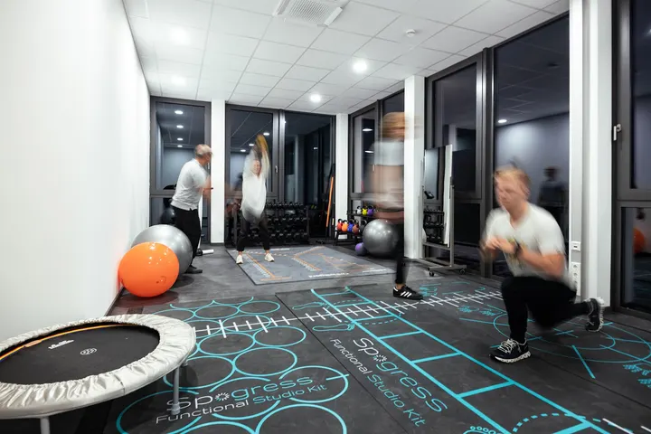 ReForm Therapie und Training — Functional Training in Frauenland, Würzburg