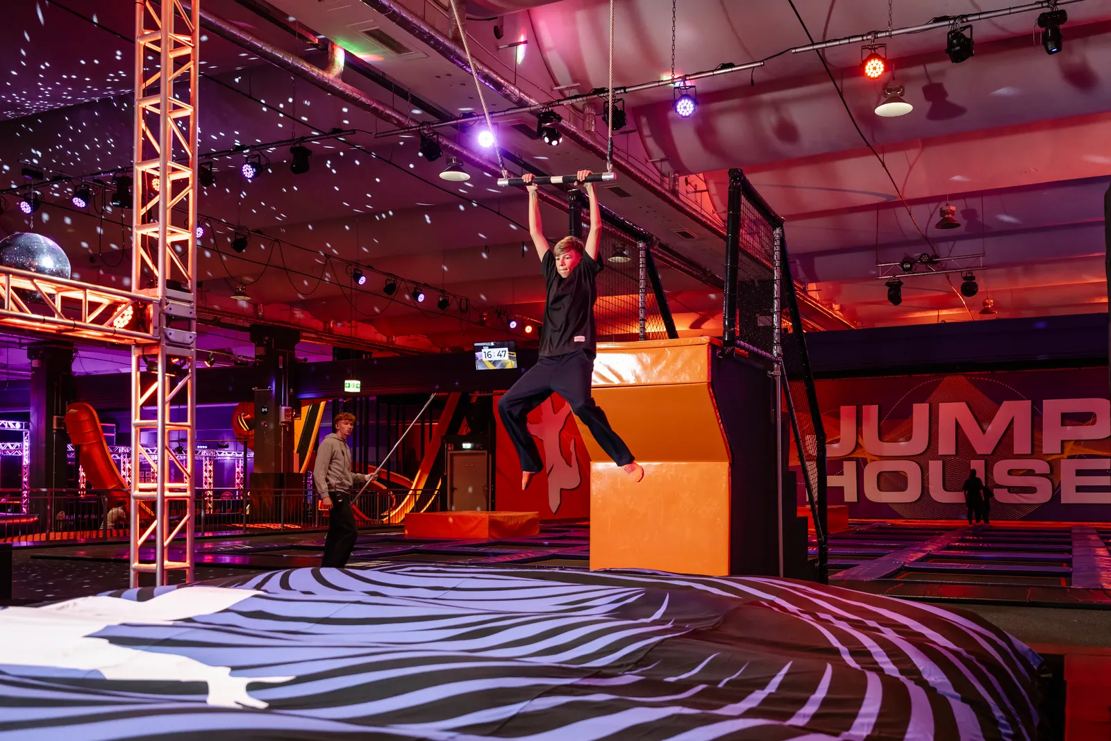 JUMP House München — bouldern-studio in München — 5