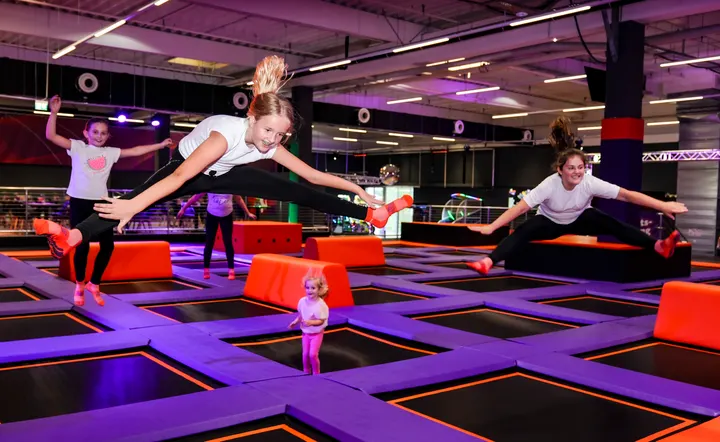 JUMP House München — Bouldern in Freimann, München