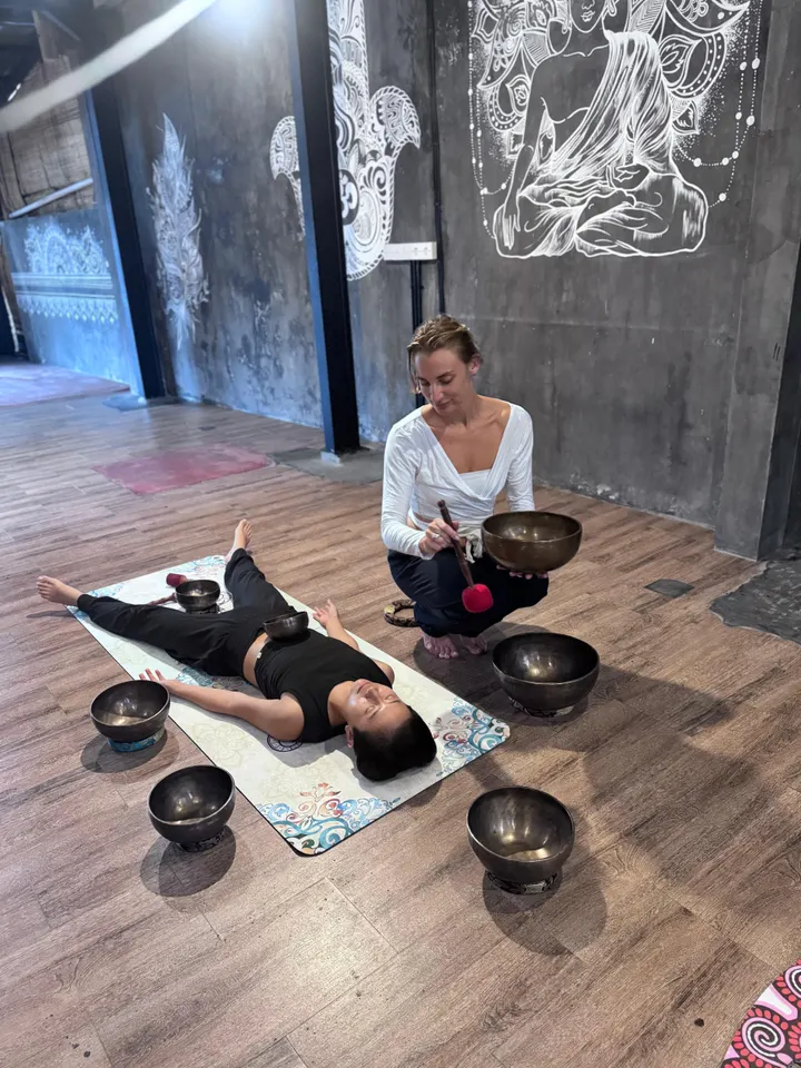 Yulia Yoga — yoga-studio in Esher — 2