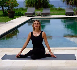 Yulia Yoga — yoga-studio in Esher — 2