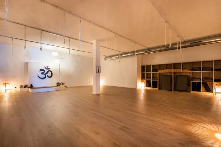 Yogaone Esplugues — yoga-studio en Barcelona — 3