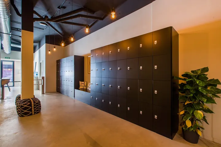Yogaone Esplugues — yoga-studio en Barcelona — 3
