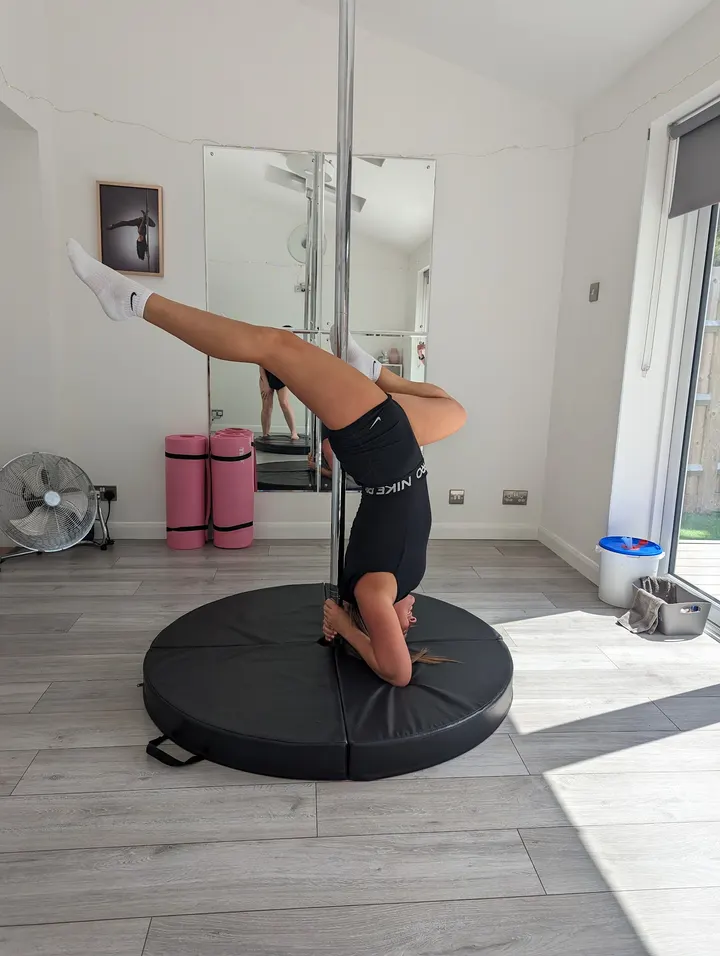 Ar Pole Fitness — pole fitness-studio in Crawley — 4