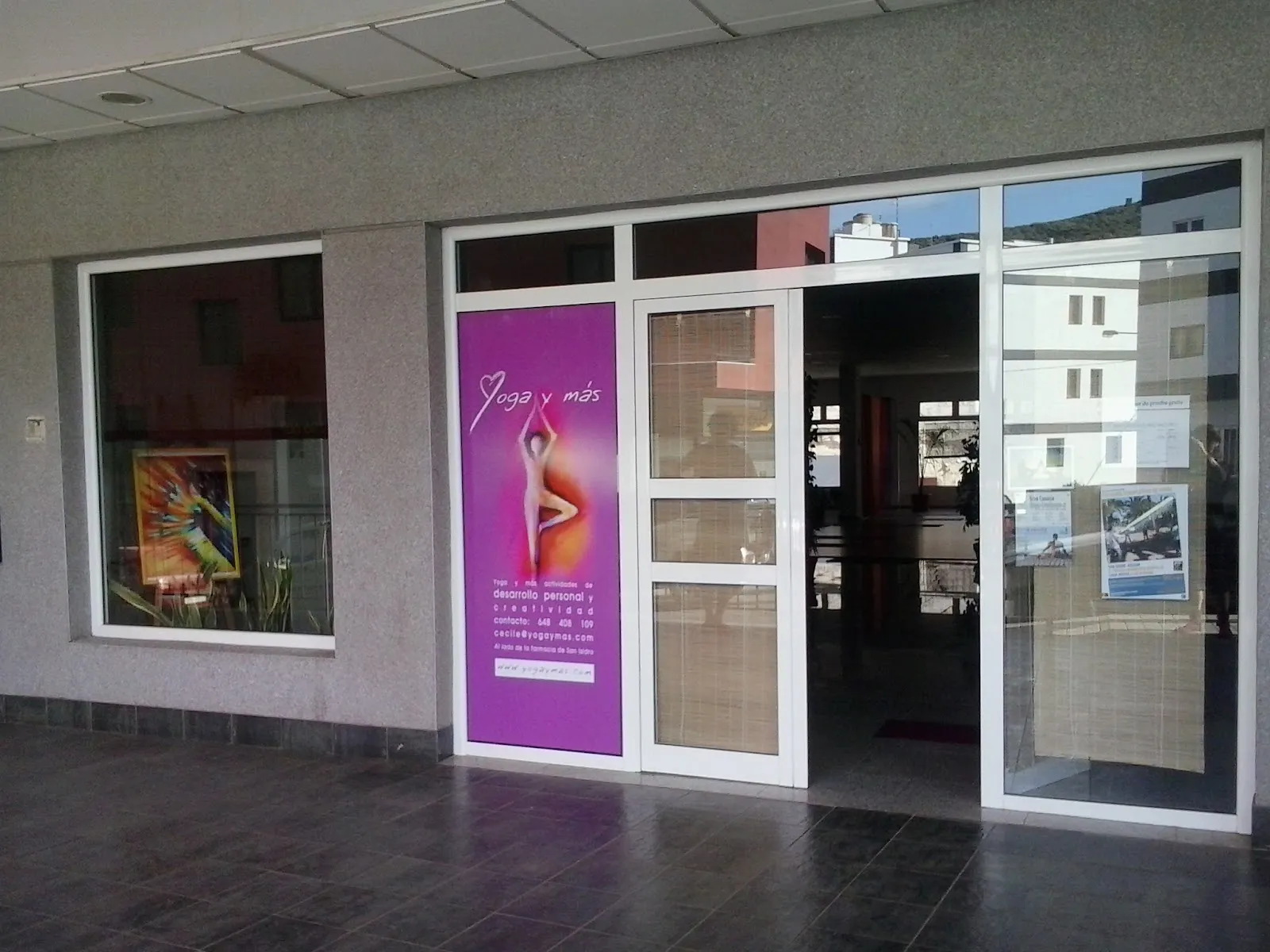 Yoga Y Más — yoga-studio en San Isidro — 2