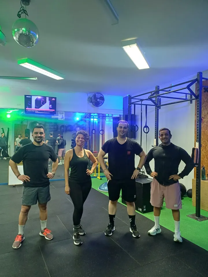 Peter's Fitness Gym Aveiras de Cima — Ginásio em Almeida