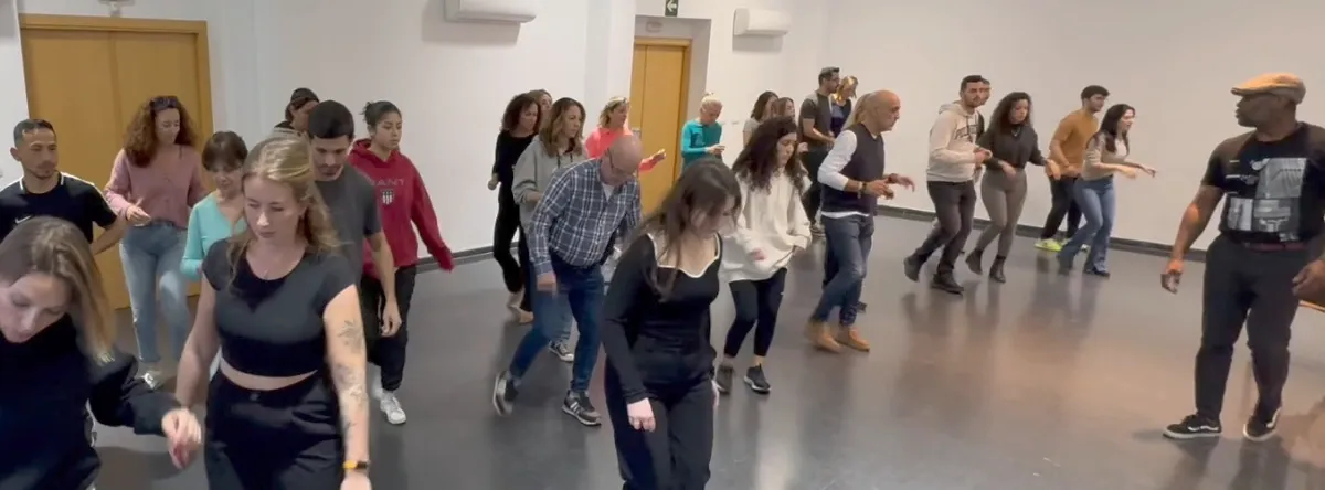 Clases De Salsa Cubana En Málaga Con Deiby Tum Tum — dans-studio i Churriana — bild 2