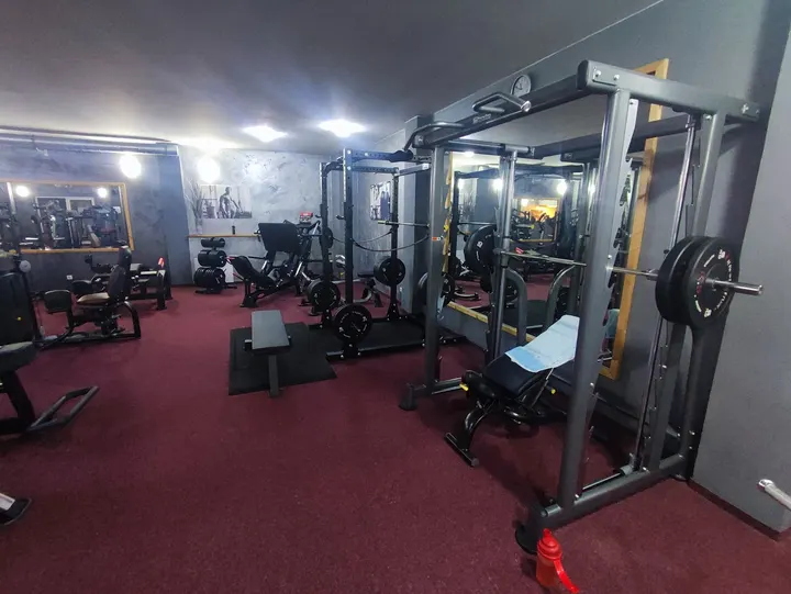 Unique Gym Hof — Fitnessstudio in Neuhof, Hof