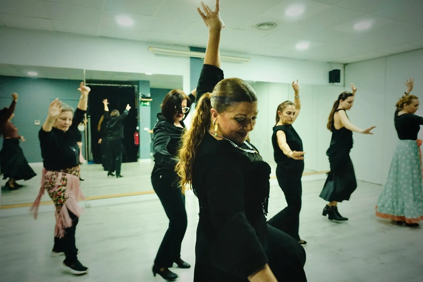 Come To Dance (escola De Ball) — baile-studio en Sant Feliu de Llobregat — 2
