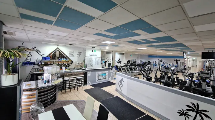 Topp Matthias , Blankenburg Marlies Fitnessstudio Schönteich — Kickboxen in Buckow, Berlin
