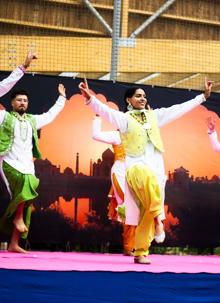 Bolly Deewani — danse-studio à Paris — 4