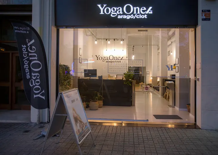 Yoga Clot Al Aire Libre - Yoga By Nature — yoga-studio en Barcelona — 5