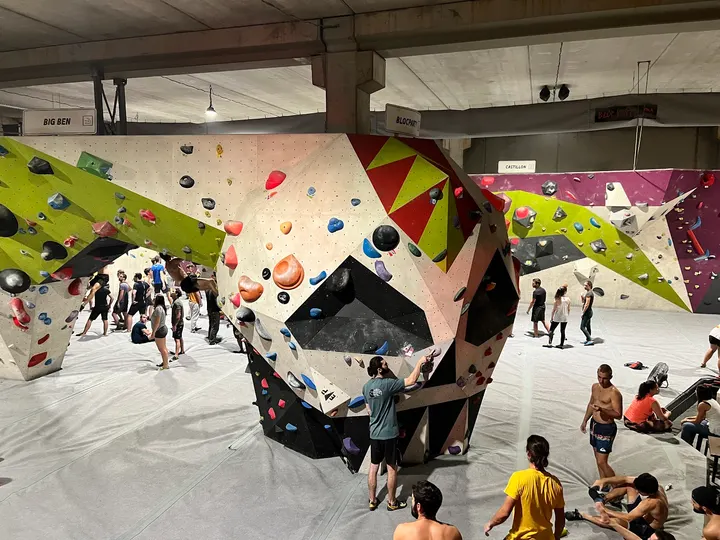 Blocparty Climbing Mougins — escalade-studio à Mougins — 3