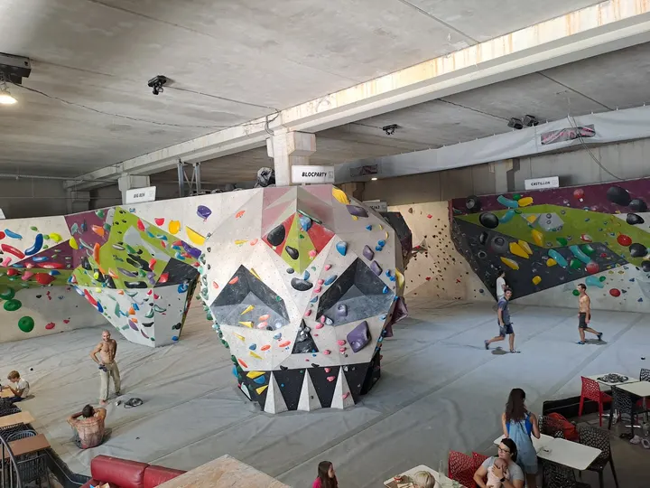 Blocparty Climbing Mougins — escalade-studio à Mougins — 5