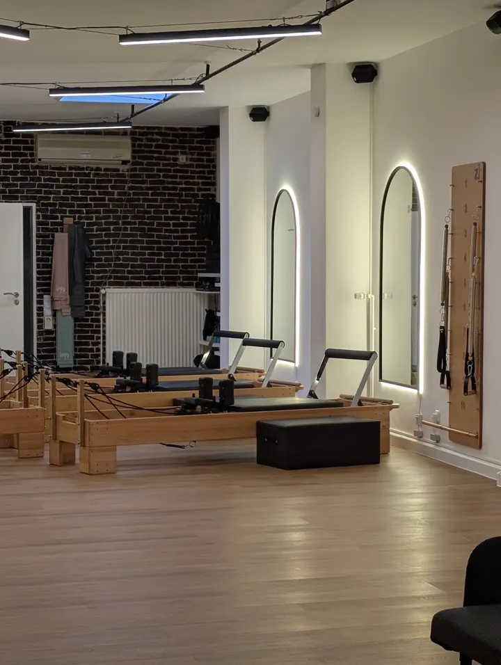 Yoga & Pilates mit Sermin — Yoga in Grüngürtel, Düren