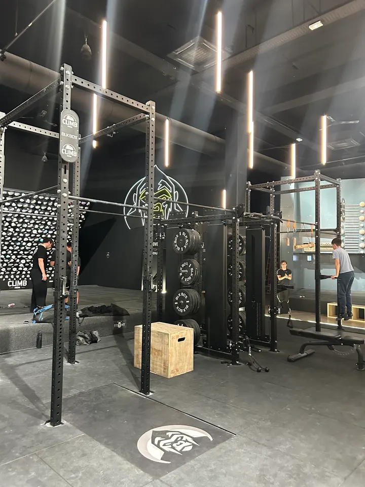 Salle d'escalade Climb Arena — bloc-studio à Cormeilles-en-Parisis, Paris — 2