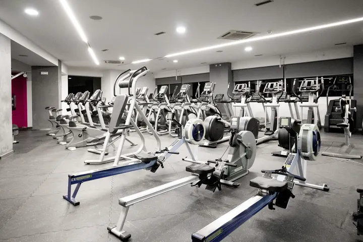 Gimnàs Fit Figueres — estudio de fitness-studio en Sant Pau de la Calçada, Figueres — 2