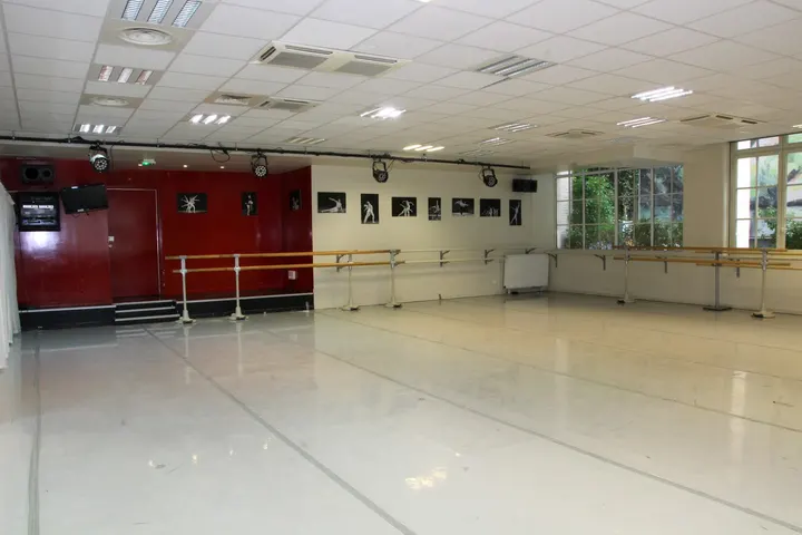 AID, Académie Internationale de la Danse — danse-studio à Chaillot, Paris — 3