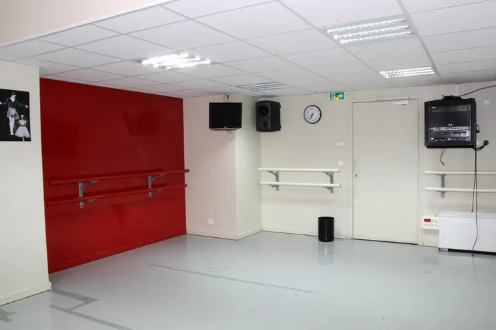 AID, Académie Internationale de la Danse — danse-studio à Paris — 3