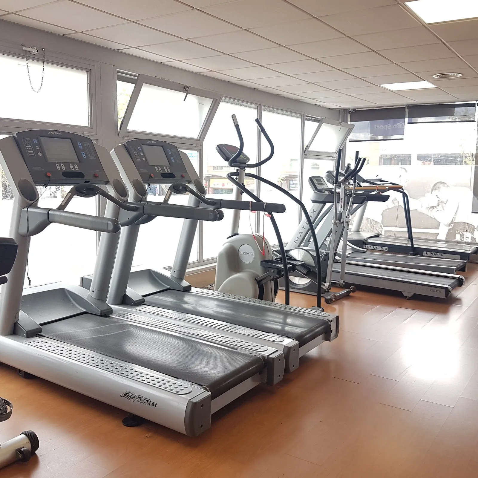 Ziro Gym Sport — estudio de fitness-studio en La Estación — 3