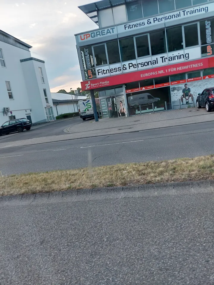 UPGREAT Schneidershof — Fitnessstudio in Kaninchenberg, Saarbrücken