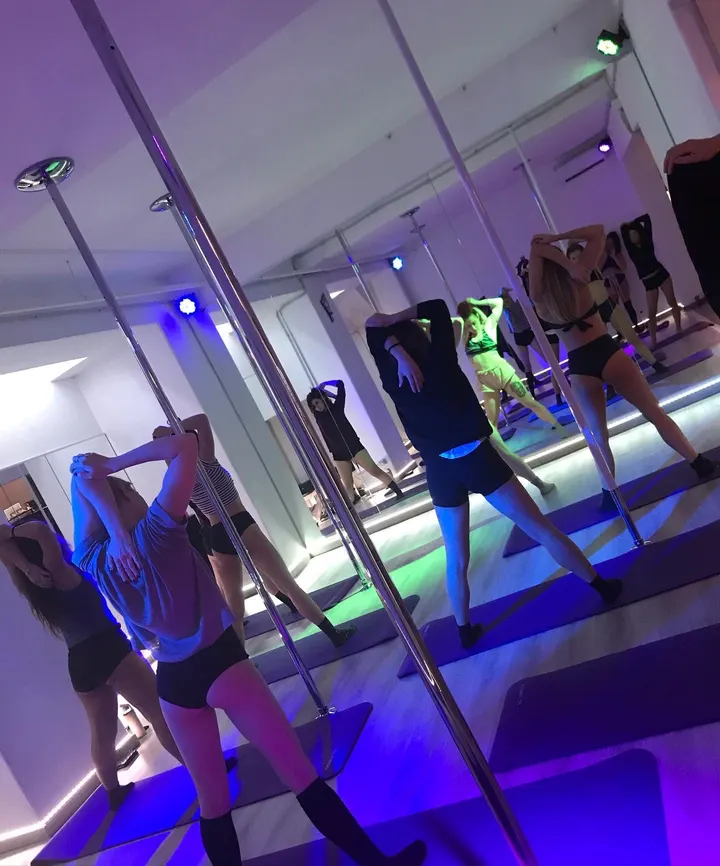 Phoenix Aerial & Dance Studio — pole dance-studio a Roma — 5