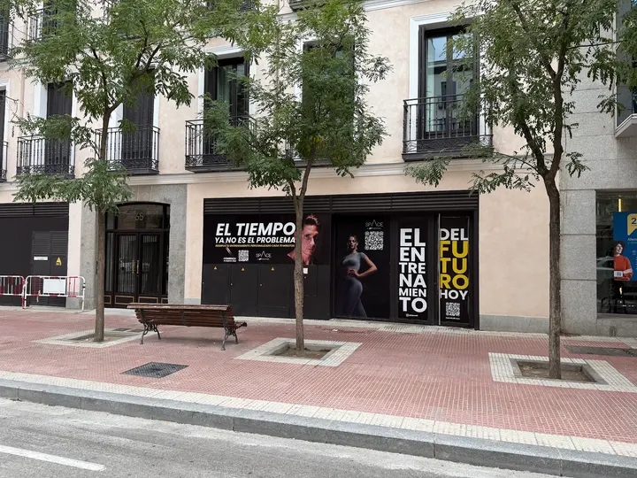 SpAce by 9F Chamberí — Fuerza en Chamberí, Madrid