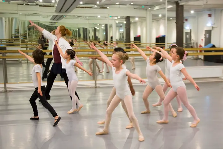 Nicholson School of Dance - Birmingham — dance-studio in Birmingham — 4