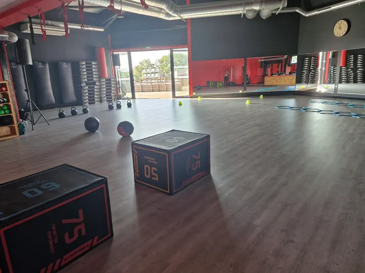 La Salle 149 — salle de fitness-studio à Châtillon-sur-Thouet — 3