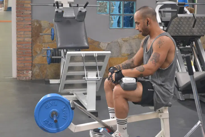 Gimnasio Muscle Center Zaragoza — fuerza-studio en Delicias, Zaragoza — 3