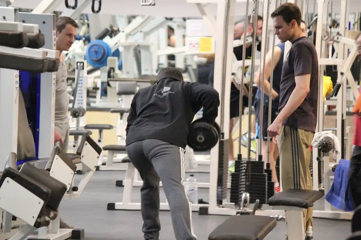 Gimnasio Muscle Center Zaragoza — Fuerza en Delicias, Zaragoza