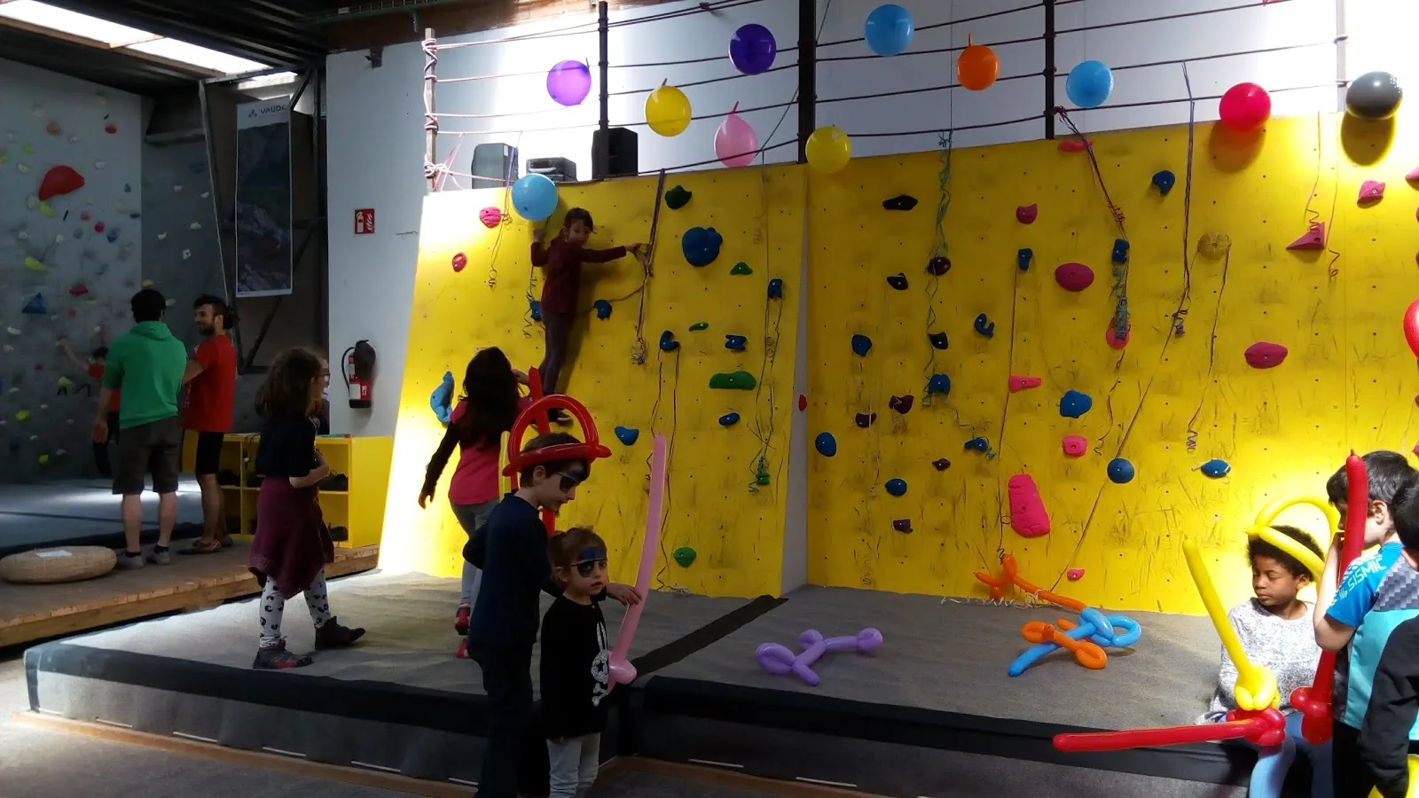 La Bloquera Espai D'escalada — escalada-studio en Olot — 3