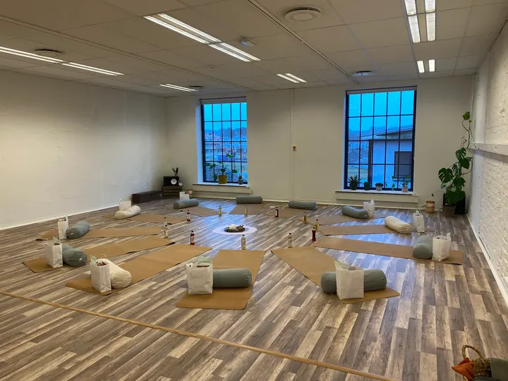 Yoga By Randi C. Andreassen — Yoga i Agnes, Stavern