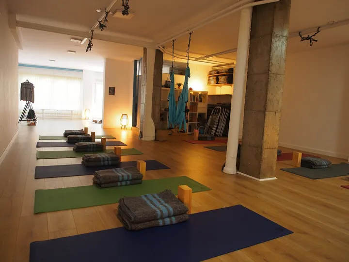 Estudio LAM Yoga y Pilates — Yoga en Laviada, Gijón