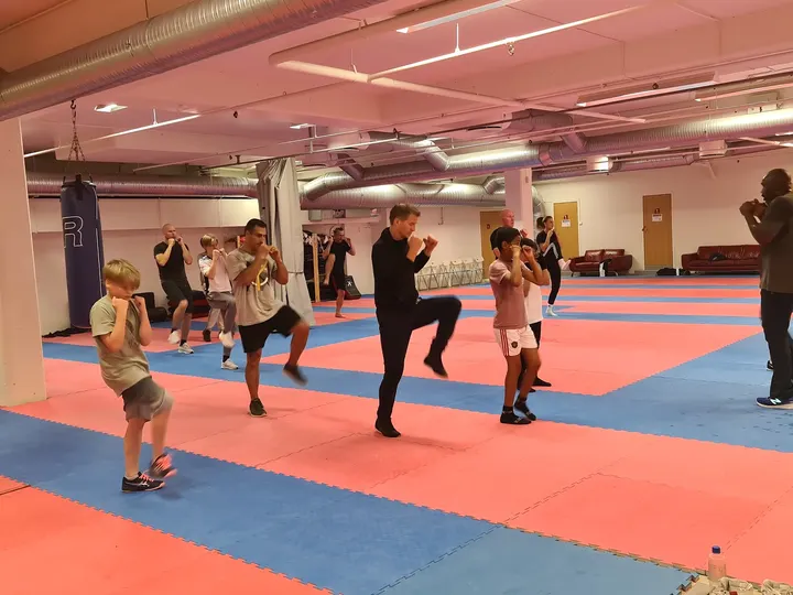 Kampsport4Alle — kampsport-studio i Åmotenga, Rud — 2