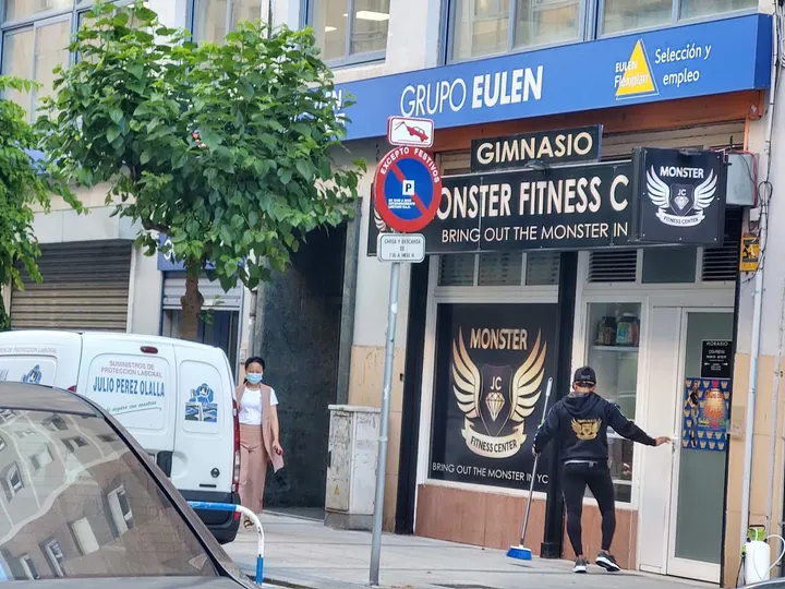 MONSTER FITNESS CENTER — estudio de fitness-studio en Santander — 3