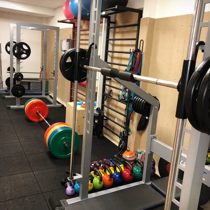 MONSTER FITNESS CENTER — estudio de fitness-studio en Santander — 4
