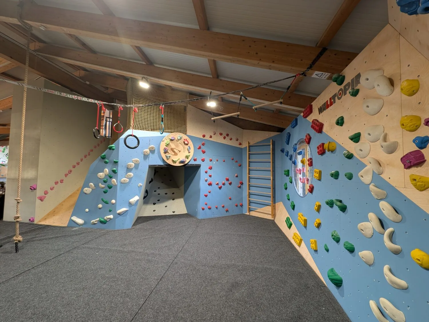BOULDERBOCK Boulderhalle — klättring-studio i Stuttgart — 2
