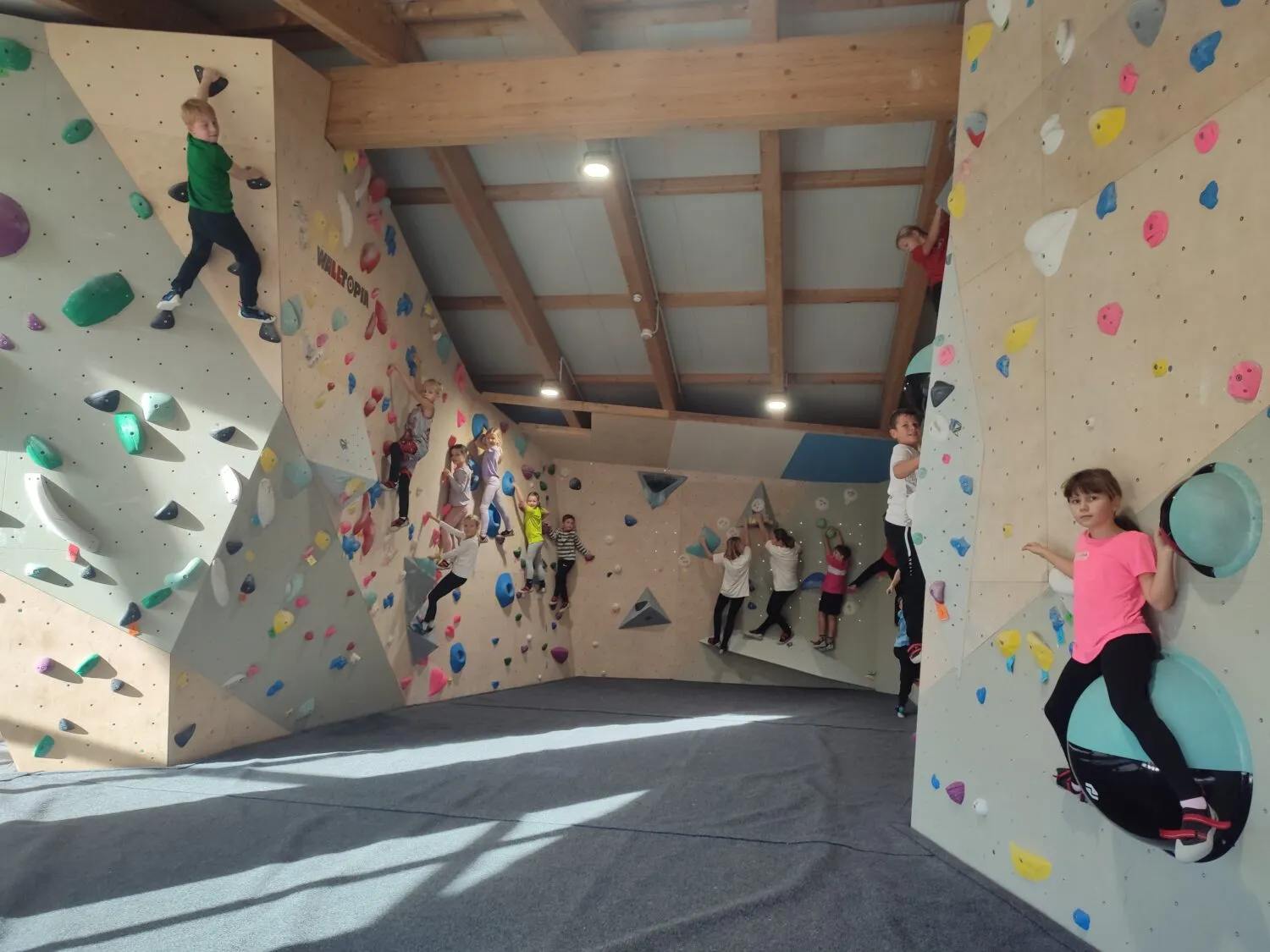 BOULDERBOCK Boulderhalle — klättring-studio i Stuttgart — 3
