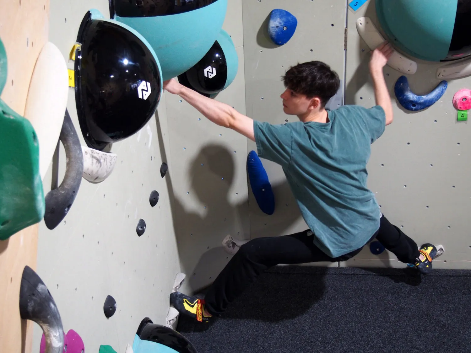 BOULDERBOCK Boulderhalle — klättring-studio i Stuttgart — 4