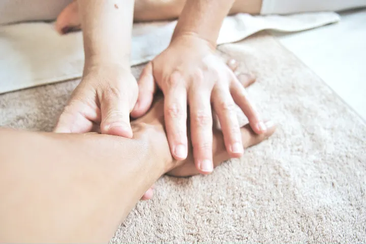à soi · yoga — yoga-studio à Neuilly-sur-Seine — 2