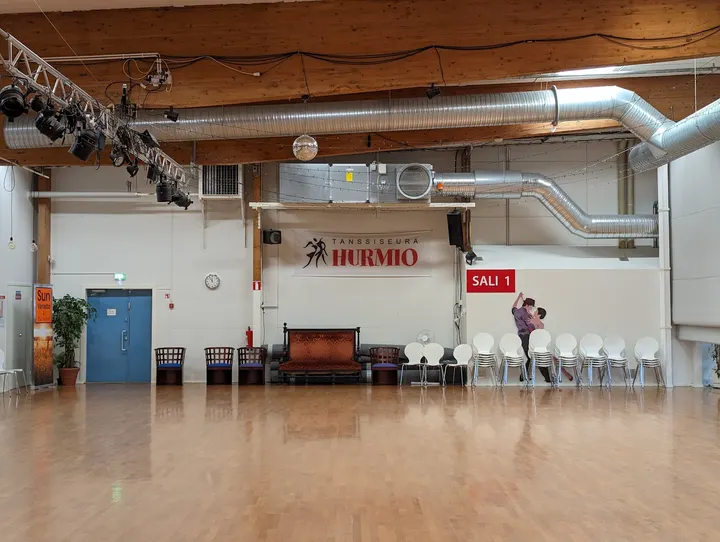 Tanssiseura Hurmio ry — tanssi-studio – Tampere — 5