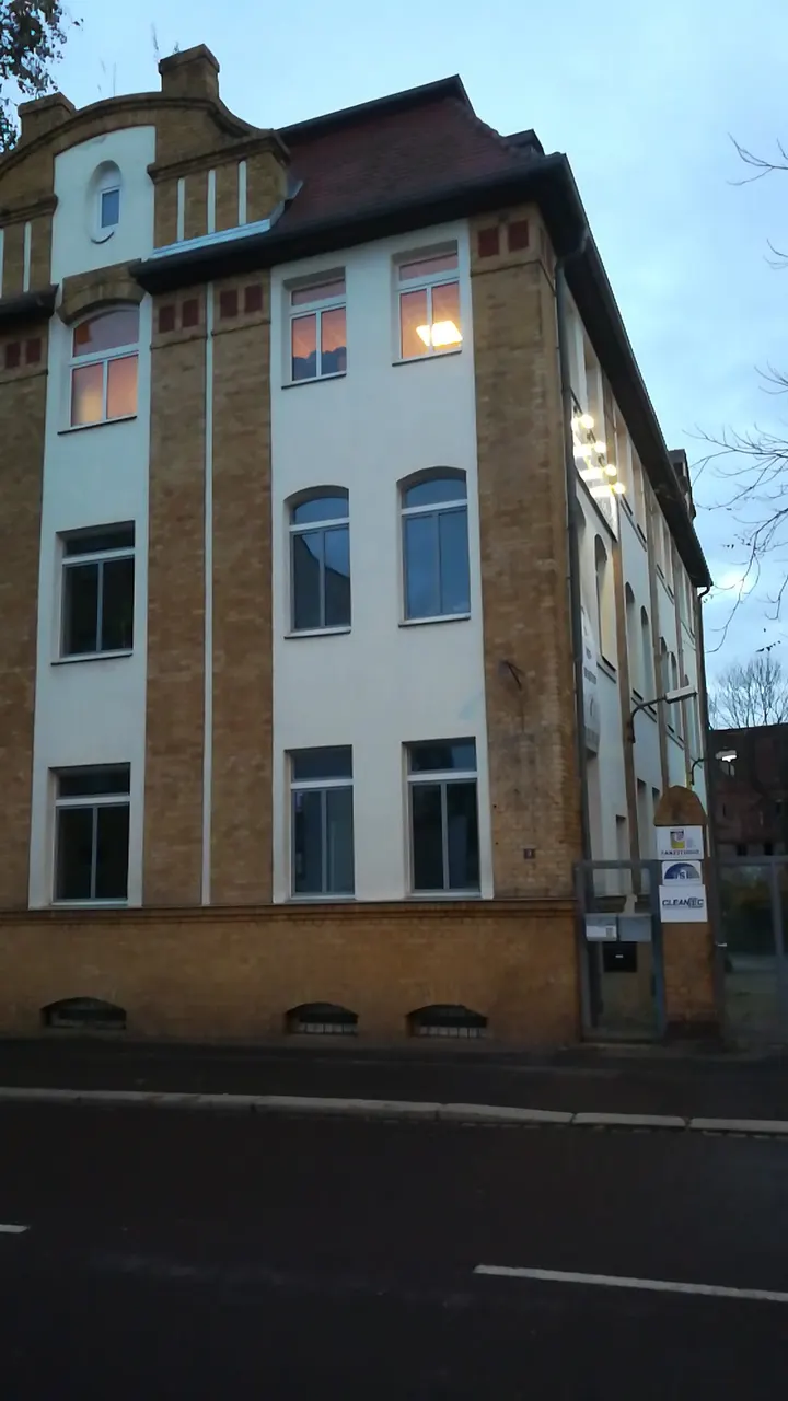 Tanzschule de la dance — tanz-studio in Lutherplatz/Thüringer Bahnhof, Halle (Saale) — 2