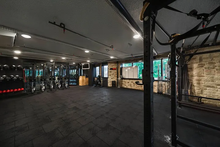 CrossFit® CentSix — CrossFit à Village Plaine Gare, Rueil-Malmaison